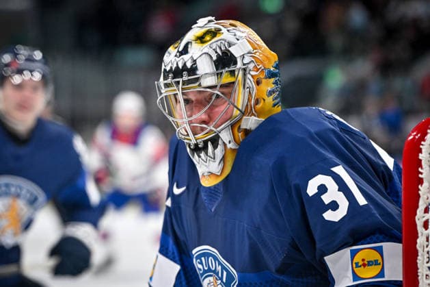 ZURICH, SWITZERLAND MAY 18 goalkeeper Justus Annunen of Finland focus during the 2026 IIHF Ice Hockey World Championship Switzerland game between Finland and USA at Swiss Life Arena on May 18, 2026 in Zurich, Zurich Zurich Swiss Life Arena Zurich Switzerland Copyright: xJustPictures.ch AndreaxBrancax jp-en-EuSpIm-JP7_ANB_Fin_USA_18052026_9502