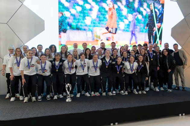 Reception DFB U17 Juniors at the DFB Campus, 18 05 2026 The U17 European champions with staff at the team photo Team photo, Reception DFB U17 Juniors, Frankfurt, Stadion am Brentanobad, 18 5 2026 Copyright: xBEAUTIFULxSPORTS Gawlikx