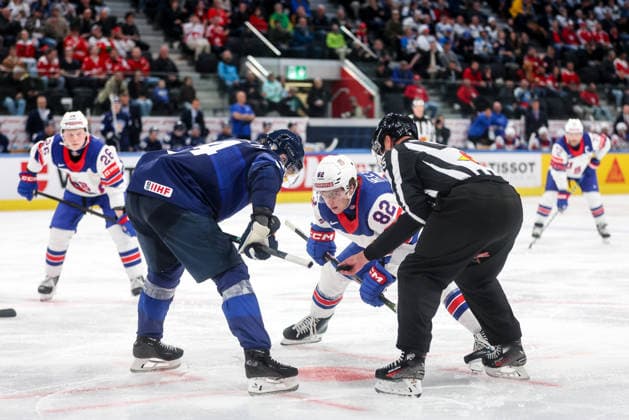 Ice hockey, Eishockey - IIHF WC 2026 ZURICH,SWITZERLAND,18.MAY.26 - ICE HOCKEY - IIHF Ice Hockey World Championship, WM, Weltmeisterschaft 2026, group stage, Finland vs USA. Image shows Danny Nelson (USA).  GEPAxpictures xMaticxKlansek