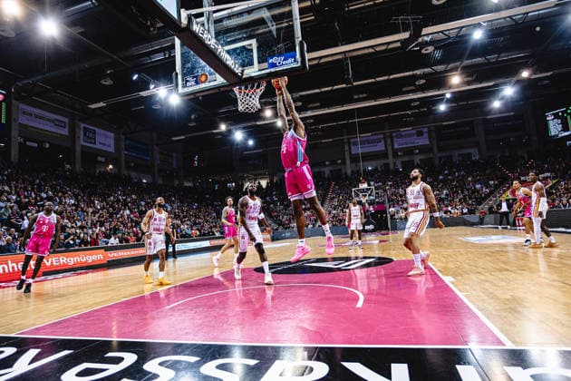 easyCredit Basketball Bundesliga, 2 Playoff Quarterfinals Telekom Baskets Bonn vs Fitness First Baskets Würzburg, 18 05 2026 Jeff Garrett Jr Telekom Baskets Bonn 4 goes up for a dunk easyCredit Basketball Bundesliga, 2 Playoff Quarterfinals Telekom Baskets Bonn vs Fitness First Baskets Würzburg, 18 05 2026, Telekom Dome Bonn Copyright: xBEAUTIFULxSPORTS Derixx