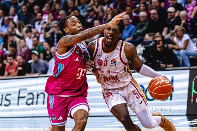 easyCredit Basketball Bundesliga, 2 Playoff Quarterfinals Telekom Baskets Bonn vs Fitness First Baskets Würzburg, 18 05 2026 Marcus Carr Würzburg 5 and Jalen Finch Telekom Baskets Bonn 0 easyCredit Basketball Bundesliga, 2 Playoff Quarterfinals Telekom Baskets Bonn vs Fitness First Baskets Würzburg, 18 05 2026, Telekom Dome Bonn Copyright: xBEAUTIFULxSPORTS Derixx