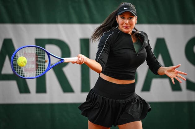 May 18, 2026, Paris, France, France: Oceane DODIN of France during the first qualifying day of the Roland-Garros 2026, French Open 2026, Grand Slam tennis tournament at Roland-Garros Stadium on May 18, 2026 in Paris, France. Paris France - ZUMAm308 20260518_zsp_m308_086 Copyright: xMatthieuxMirvillex