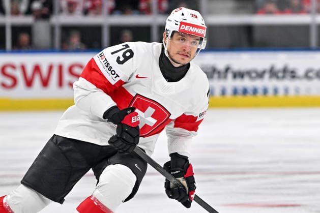 ZURICH, SWITZERLAND MAY 18 Calvin Thurkauf of Switzerland in action during the 2026 IIHF Ice Hockey World Championship Switzerland game between Germany and Switzerland at Swiss Life Arena on May 18, 2026 in Zurich, Zurich Zurich Swiss Life Arena Zurich Switzerland Copyright: xJustPictures.ch AndreaxBrancax jp-en-EuSpIm-JP7_ANB_Ger_Sui_18052026_0620