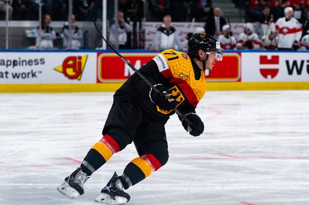 ZURICH, SWITZERLAND - MAY 18: Daniel Fischbuch (Germany, 71) during the Preliminary Round - Group A Match 19 between Germany and Switzerland at the IIHF Ice hockey, Eishockey World Championship, WM, Weltmeisterschaft 2026, Swiss Life Arena on May 18, 2026 in Zurich, Switzerland. Zurich Switzerland Copyright: xTimoxSteinx