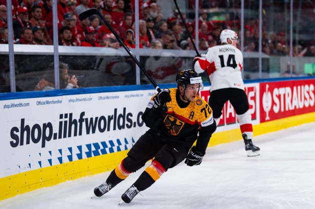 ZURICH, SWITZERLAND - MAY 18: Dominik Kahun (Germany, 72) during the Preliminary Round - Group A Match 19 between Germany and Switzerland at the IIHF Ice hockey, Eishockey World Championship, WM, Weltmeisterschaft 2026, Swiss Life Arena on May 18, 2026 in Zurich, Switzerland. Zurich Switzerland Copyright: xTimoxSteinx