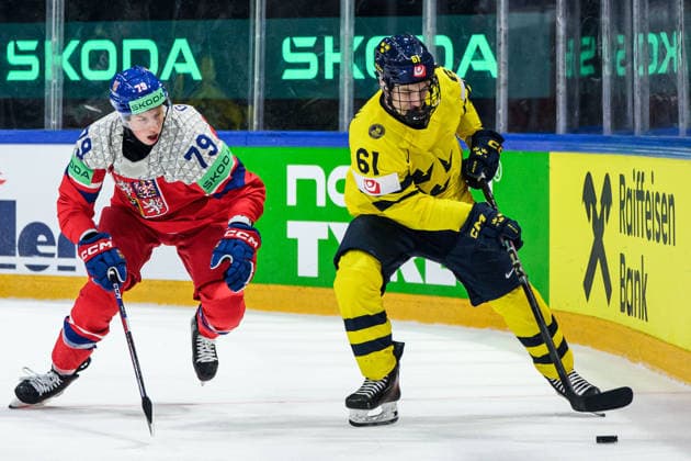 260518 Tomas Galvas of Czech Republic and Viggo Björck of Sweden during the 2026 IIHF Ice Hockey World Championship match between Sweden and Czech Republic on May 18, 2026 in Fribourg Photo Jesper Zerman BILDBYRAN kod JZ JZ0719 ishockey ice hockey ishockey vm 2026 vm 2026 iihf world championship sverige sweden tjeckien czech republic bbeng  Copyright: JESPERxZERMAN BB260518JZ138