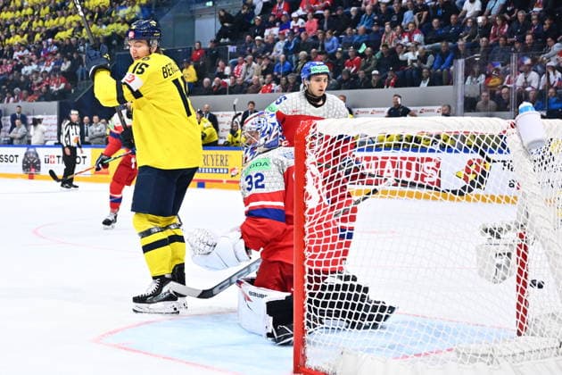 Goalkeeper Josef Korenar of Czech Republic gives up a goal during the IIHF World Championship, WM, Weltmeisterschaft Group B match Sweden vs Czech Republic on May 18, 2026, Fribourg, Switzerland. (CTKxPhoto RadekxPetrasek) CTKPhotoP2026051808263  CTKPhotoP2026051808263