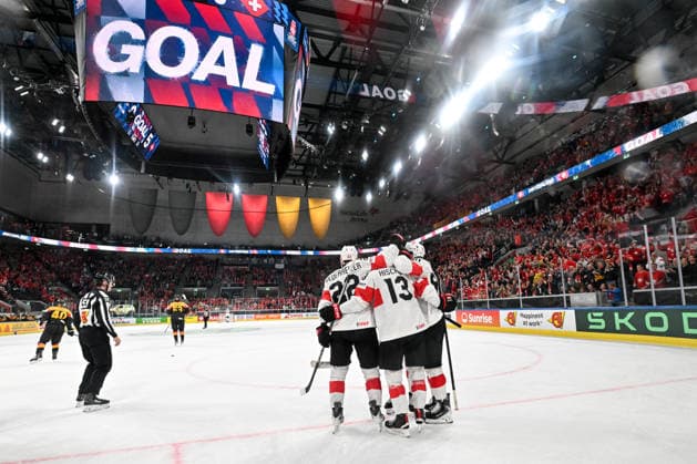 ZURICH, SWITZERLAND MAY 18 Switzerland celebrate after scoring a goal during the 2026 IIHF Ice Hockey World Championship Switzerland game between Germany and Switzerland at Swiss Life Arena on May 18, 2026 in Zurich, Zurich Zurich Swiss Life Arena Zurich Switzerland Copyright: xJustPictures.ch AndreaxBrancax jp-en-EuSpIm-JP7_ANB_Ger_Sui_18052026_5741