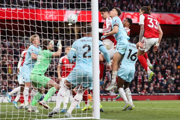 Arsenal gegen Burnley 18. Mai 2026, London Premier League Fußball Arsenal gegen Burnley Kai Havertz von Arsenal erzielt das erste Tor Foto Charlotte Wilson Abseits London UK  Copyright: xCharlottexWilsonx xOffsidexOffside