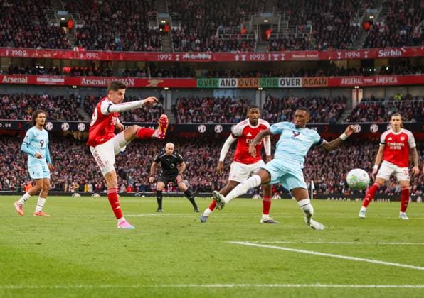 Kai Havertz of Arsenal shoots Arsenal v Burnley, Football, Premier League, Emirates Stadium, Islington, London, UK - 18 05 2026 EDITORIAL USE ONLY No use with unauthorised audio, video, data, fixture lists, club league logos or live services. Online in-match use limited to 120 images, no video emulation. No use in betting, games or single club league player publications. Copyright: xMattxImpey Shutterstockx 16882378f