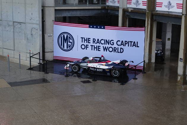 Motorsport, IndyCar, Indy 500 in Indianapolis, rain during practice