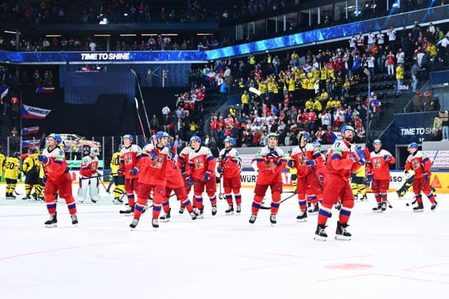 Czech players celebrate after winning the IIHF World Championship, WM, Weltmeisterschaft Group B match Sweden vs Czech Republic on May 18, 2026, Fribourg, Switzerland. (CTKxPhoto RadekxPetrasek) CTKPhotoP2026051808770  CTKPhotoP2026051808770