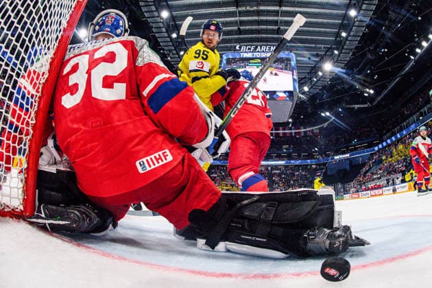 260518 Jacob De La Rose of Sweden during the 2026 IIHF Ice Hockey World Championship match between Sweden and Czech Republic on May 18, 2026 in Fribourg Photo Jesper Zerman BILDBYRAN kod JZ JZ0719 ishockey ice hockey ishockey vm 2026 vm 2026 iihf world championship sverige sweden tjeckien czech republic bbeng  Copyright: JESPERxZERMAN BB260518JZ187