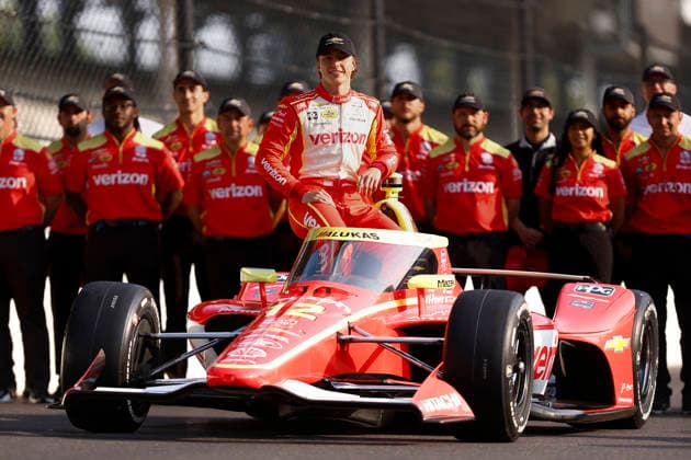 INDIANAPOLIS, IN - MAY 18: David Maluka ( 12)Team Penske Chevrolet with his crew during the NTT IndyCar, Indy Car, IRL, USA Series Indianapolis 500 front row photoshoot at Indianapolis Motor Speedway in Indianapolis, IN. (Photo by Jeffrey Brown Icon Sportswire) AUTO: MAY 18 NTT IndyCar Series Indianapolis 500 Practice EDITORIAL USE ONLY Icon05126010