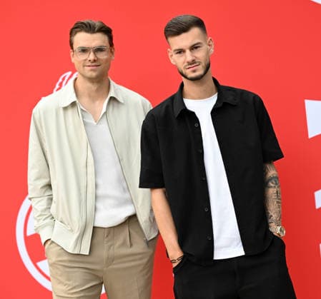 18 05 2026, xophax, Soccer 1 Bundesliga, Cologne Cologne , 1 FC Koeln end of summer break end of season in the Cologne Flora 1 FC Köln Joel Schmied and Tom Krauss, right Koeln