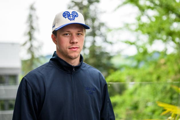 260519 Lucas Raymond of Sweden poses for a portrait at a press event during the 2026 IIHF Ice Hockey World Championship on May 19, 2026 in Bern Photo Jesper Zerman BILDBYRAN kod JZ JZ0720 ishockey ice hockey ishockey vm 2026 vm 2026 iihf world championship pressträff event meeting sverige sweden day 5 bbeng  Copyright: JESPERxZERMAN BB260519JZ026