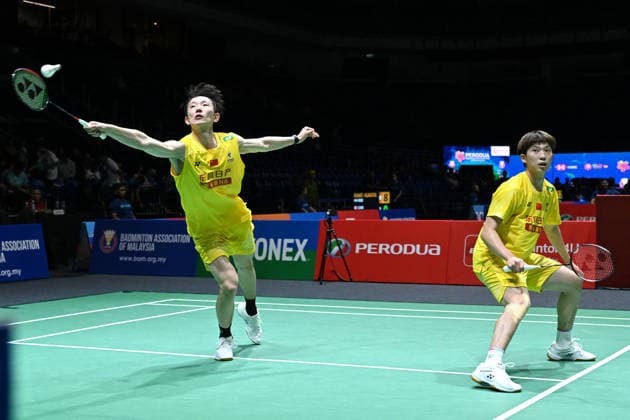 (260519) -- KUALA LUMPUR, May 19, 2026 -- Huang Di (L) Liu Yang compete during the men s doubles round of 32 match between Huang Di Liu Yang of China and Chen Cheng Kuan Liu Kuang Heng of Chinese Taipei at 2026 Malaysia Masters badminton tournament in Kuala Lumpur, Malaysia, May 19, 2026. (Photo by Xinhua) (SP)MALAYSIA-KUALA LUMPUR-BADMINTON-MALAYSIA MASTERS-MEN S DOUBLES ChongxVoonxChung 