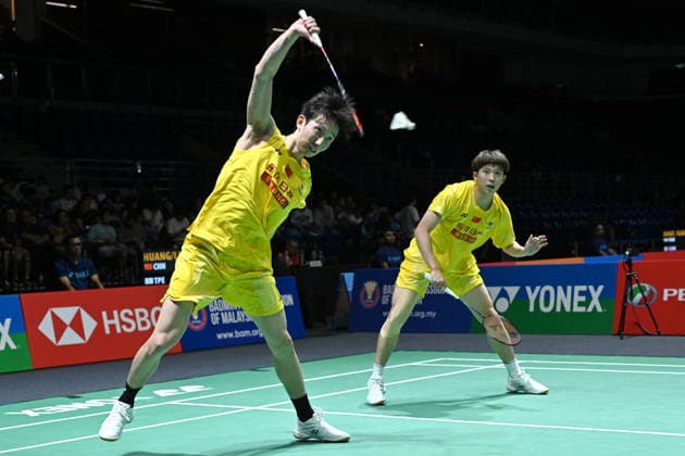 (260519) -- KUALA LUMPUR, May 19, 2026 -- Huang Di (L) Liu Yang compete during the men s doubles round of 32 match between Huang Di Liu Yang of China and Chen Cheng Kuan Liu Kuang Heng of Chinese Taipei at 2026 Malaysia Masters badminton tournament in Kuala Lumpur, Malaysia, May 19, 2026. (Photo by Xinhua) (SP)MALAYSIA-KUALA LUMPUR-BADMINTON-MALAYSIA MASTERS-MEN S DOUBLES ChongxVoonxChung 