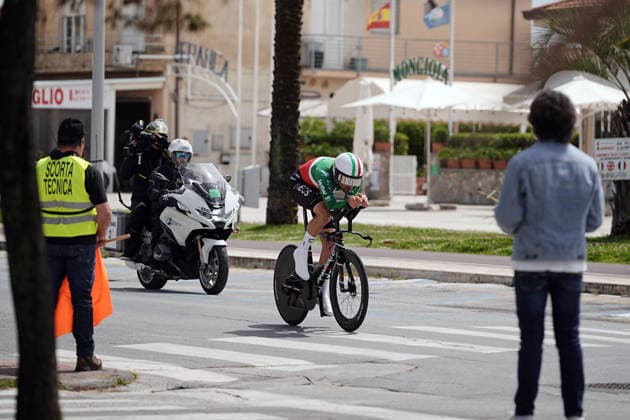 Italy™s Filippo Ganna of Netcompany Ineos during Stage 10, an individual time trial at the Giro d™Italia, from Viareggio to Massa, Italy, Tuesday, May 19, 2026.  Copyright: xMarcoxAlpozzi LaPressex