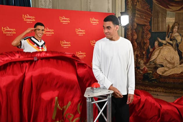 Jamal MUSIALA Bayern Muenchen unveils his wax figure at Madame Tussauds on 19 05 2026 in Munich