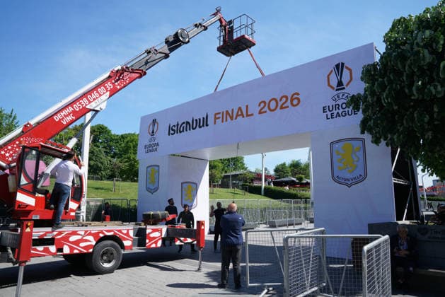 May 19, 2026, Beyoglu, Istanbul, Turkey: General view of staff working in the fan zone ahead of the final, in Taksim Square, Istanbul on May 19, 2026. UEFA Europa League Final SC Freiburg Vs Aston Villa Previews  - ZUMAu194 20260519_zip_u194_001 Copyright: xTolgaxUluturkx