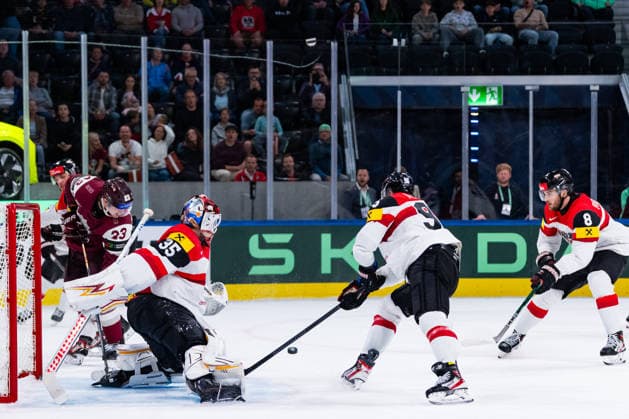 ZURICH, SWITZERLAND - MAY 19: Atte Tolvanen (Austria, 35) keeps his goal clean during the Preliminary Round - Group A Match 21 between Latvia and Austria at the IIHF Ice hockey, Eishockey World Championship, WM, Weltmeisterschaft 2026, Swiss Life Arena on May 19, 2026 in Zurich, Switzerland. Zurich Switzerland Copyright: xTimoxSteinx