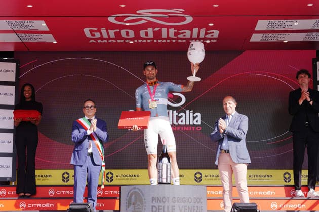 during Stage 10, an individual time trial at the Giro d™Italia, from Viareggio to Massa, Italy, Tuesday, May 19, 2026.  Copyright: xGianxMattiaxD Albertox xLaPressex