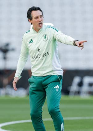 Beskitas, Istanbul 19th May 2026. Unai Emery head coach of Aston Villa during their pre final training session at Besiktas Park, Istanbul. Picture date: 19th May 2026. Picture credit should read: Cody Froggatt Sportimage EDITORIAL USE ONLY. No use with unauthorised audio, video, data, fixture lists, club league logos or live services. Online in-match use limited to 120 images, no video emulation. No use in betting, games or single club league player publications. SPI_023_CF_ASTON_VILLA_TRAINING SPI-4812-0023