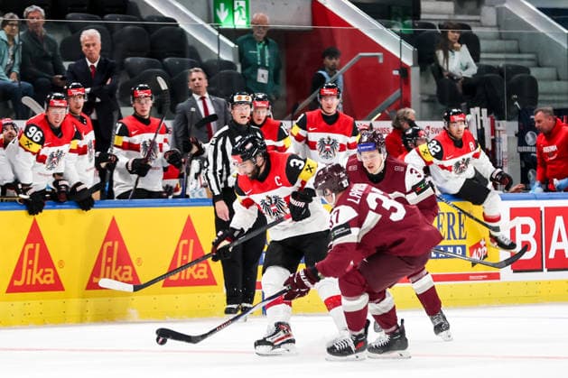 Ice hockey, Eishockey - IIHF WC 2026 ZURICH,SWITZERLAND,19.MAY.26 - ICE HOCKEY - IIHF Ice Hockey World Championship, WM, Weltmeisterschaft 2026, group stage, Austria vs Latvia. Image shows Peter Schneider (AUT).  GEPAxpictures xMaticxKlansek