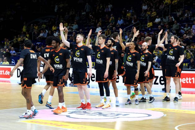 DEU, easyCredit BBL, ALBA vs Rasta Vechta, 19 05 2026, Uber Arena, Berlin, DEU, easyCredit BBL, ALBA vs Rasta Vechta, in the picture Vechta players circle nordphotoxGmbHx xEngler nph00076