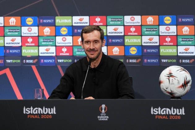 Julian Schuster SC Freiburg, Coach at the PK, Press conference , Turkey, Football, UEFA Europa League, Final, 2025 2026, SC Freiburg vs Aston Villa, 19 05 2026, TüpraÅü Stadium, BeÅüiktaÅü Park, Istanbul Istanbul TüpraÅü Stadium, BeÅüiktaÅü Par Istanbul Turkey Copyright: xArnexAmbergx