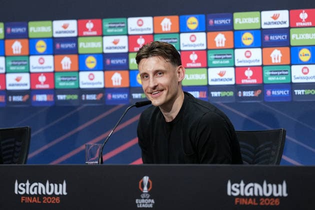 Maximilian Eggestein SC Freiburg, 08 at the PK, Press conference , Turkey, Football, UEFA Europa League, Final, 2025 2026, SC Freiburg vs Aston Villa, 19 05 2026, TüpraÅü Stadium, BeÅüiktaÅü Park, Istanbul Istanbul TüpraÅü Stadium, BeÅüiktaÅü Par Istanbul Turkey Copyright: xArnexAmbergx
