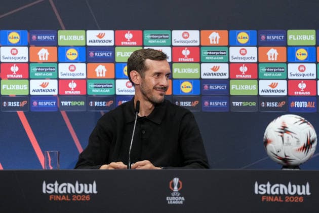 Julian Schuster SC Freiburg, Coach at the PK, Press conference , Turkey, Football, UEFA Europa League, Final, 2025 2026, SC Freiburg vs Aston Villa, 19 05 2026, TüpraÅü Stadium, BeÅüiktaÅü Park, Istanbul Istanbul TüpraÅü Stadium, BeÅüiktaÅü Par Istanbul Turkey Copyright: xArnexAmbergx