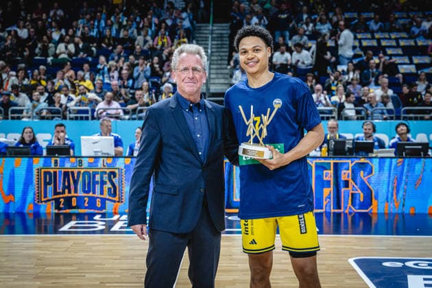 Basketball Berlin 19 05 2026 Season 2025 2026 EasyCredit BBL 1 Bundesliga Men, Men Playoffs Quarterfinals Game 2 Alba Berlin RASTA Vechta best young player of the season Jack Kayil Alba Berlin, No 07 Stefan Holz