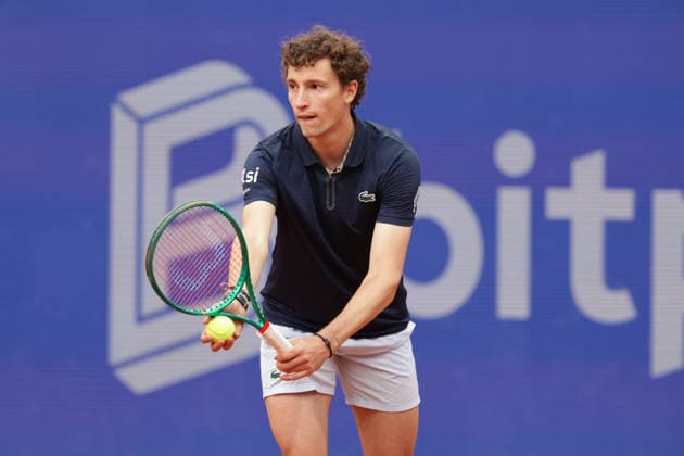 2026 05 19, xFSx, Bitpanda Open Hamburg ATP500, round of 16, mens tennis tournament in Hamburg , Am Rothembaum in Hamburg , Ugo Humbert FRA makes a serve Copyright: HMBxMedia FernandoxSoares
