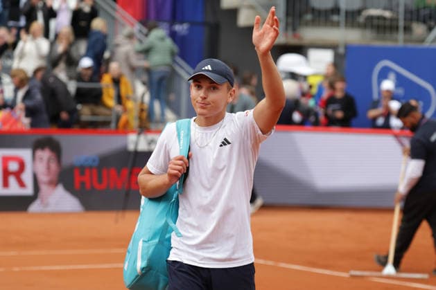 2026 05 19, xFSx, Bitpanda Open Hamburg ATP500, round of 16, mens tennis tournament in Hamburg , Am Rothembaum in Hamburg , Justin Engel GER says goodbye to the fans Copyright: HMBxMedia FernandoxSoares