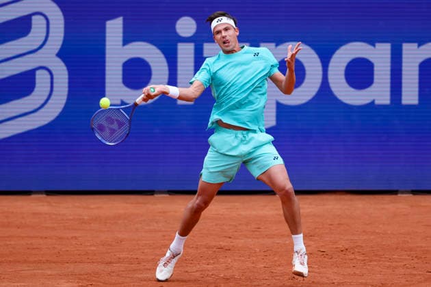 Daniel Altmaier Germany controls the ball, Bitpanda Hamburg Open, Bitpanda Hamburg Open, Rothenbaum, May 19, 2026 in Hamburg, Germany Photo by Marco Steinbrenner DeFodi Images Daniel Altmaier Germany controls the ball, Bitpanda Hamburg Open, Bitpanda Hamburg Open, Rothenbaum, May 19, 2026 in Hamburg, Germany Photo by Marco Steinbrenner DeFodi Images