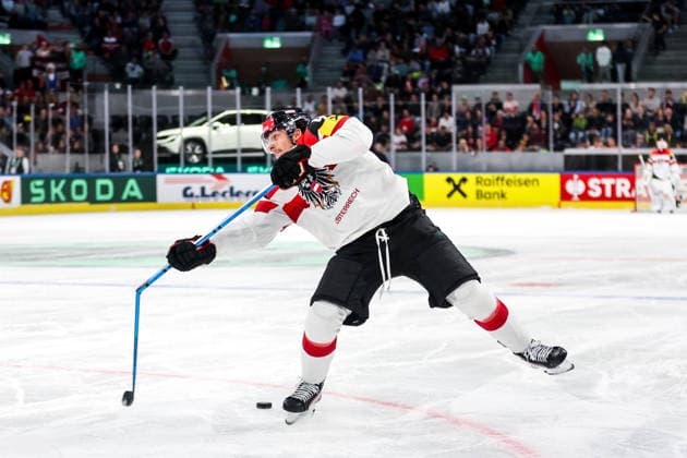 Ice hockey, Eishockey - IIHF WC 2026 ZURICH,SWITZERLAND,19.MAY.26 - ICE HOCKEY - IIHF Ice Hockey World Championship, WM, Weltmeisterschaft 2026, group stage, Austria vs Latvia. Image shows Lucas Thaler (AUT).  GEPAxpictures xMaticxKlansek