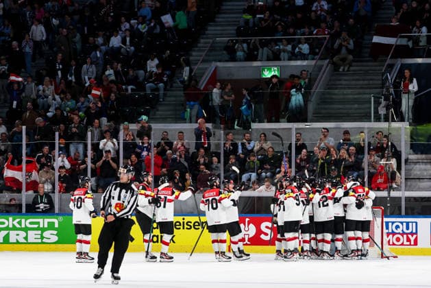Ice hockey, Eishockey - IIHF WC 2026 ZURICH,SWITZERLAND,19.MAY.26 - ICE HOCKEY - IIHF Ice Hockey World Championship, WM, Weltmeisterschaft 2026, group stage, Austria vs Latvia. Image shows the rejoicing of Austria.  GEPAxpictures xMaticxKlansek