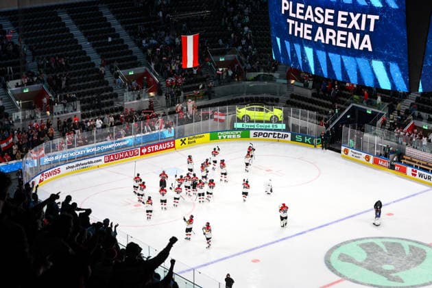 Ice hockey, Eishockey - IIHF WC 2026 ZURICH,SWITZERLAND,19.MAY.26 - ICE HOCKEY - IIHF Ice Hockey World Championship, WM, Weltmeisterschaft 2026, group stage, Austria vs Latvia. Image shows the rejoicing of Austria. Keywords: flag.  GEPAxpictures xMaticxKlansek