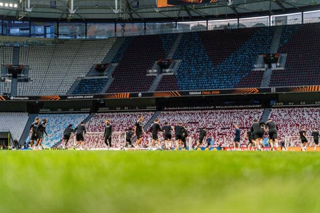 19 05 2026, SC Freiburg vs Aston Villa, UEFA Europa League, Final Matchday 1 Besiktas Square, Besiktas Park, Stadium, Fan festival, Fan Fest, Fans Freiburg Aston Villa, Trophy, Uefa Cup League Trophy, Istanbul 2026 Final Final Final Training Final Training SC Freiburg in Vodafone Park Copyright: xBahhoxKarax