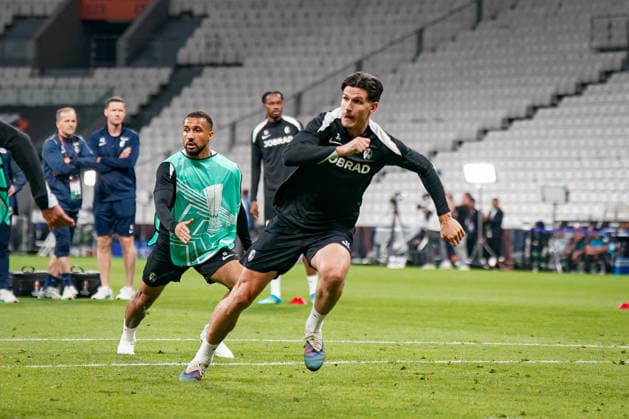 Turkey Football UEFA Europa League 2025 2026, Final in Istanbul SC Freiburg vs Aston Villa Tüpras Stadyumu Istanbul Final training Freiburg team Igor Matanovic SC Freiburg, 31 Copyright: xJOERANxSTEINSIEKx