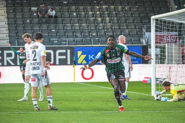 Soccer Austria, Admiral Bundesliga European Cup Playoff ECL 2025 2026, SV Oberbank Ried vs Wolfsberger AC WAC BWT x Oberösterreichische Arena Ried Kingstone Mutandwa SV Oberbank Ried with the goal to 1 0 cheers, goal celebration Copyright: xLukasxBierederx