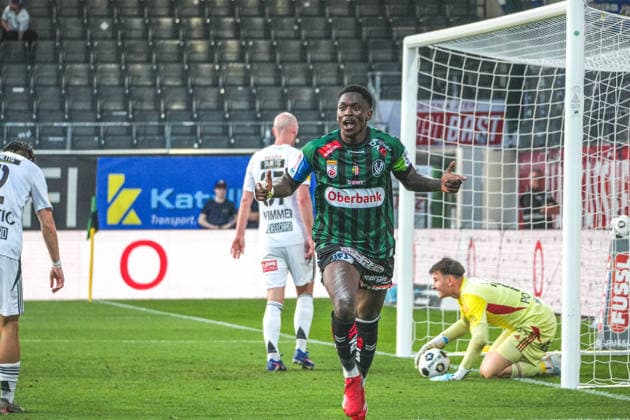 Soccer Austria, Admiral Bundesliga European Cup Playoff ECL 2025 2026, SV Oberbank Ried vs Wolfsberger AC WAC BWT x Oberösterreichische Arena Ried Kingstone Mutandwa SV Oberbank Ried with the goal to 1 0 cheers, goal celebration Copyright: xLukasxBierederx