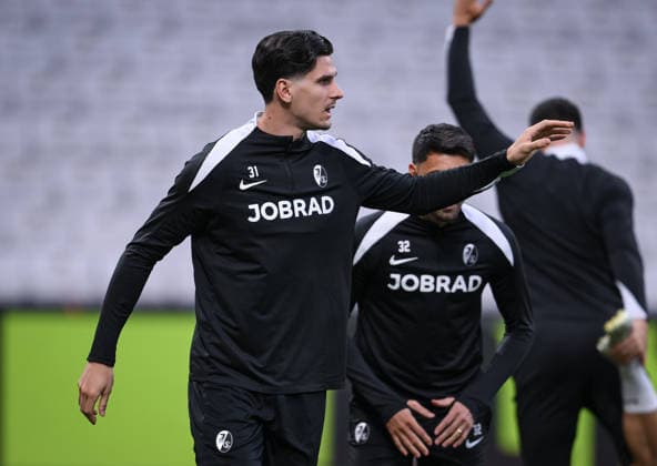 FOOTBALL EUROPA LEAGUE SEASON 2025 2026 Final in Istanbul 19 05 2026 SC Freiburg Aston Villa Training SC Freiburg at Besiktas Park Stadium, Igor Matanovic warming up