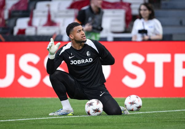 FOOTBALL EUROPA LEAGUE SEASON 2025 2026 Final in Istanbul 19 05 2026 SC Freiburg Aston Villa Training SC Freiburg at Besiktas Park Stadium, Goalkeeper Noah Atubolu warming up