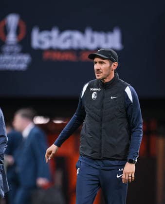 FOOTBALL EUROPA LEAGUE SEASON 2025 2026 Final in Istanbul 19 05 2026 SC Freiburg Aston Villa training SC Freiburg at Besiktas Park Stadium, coach Julian Schuster watches the training session