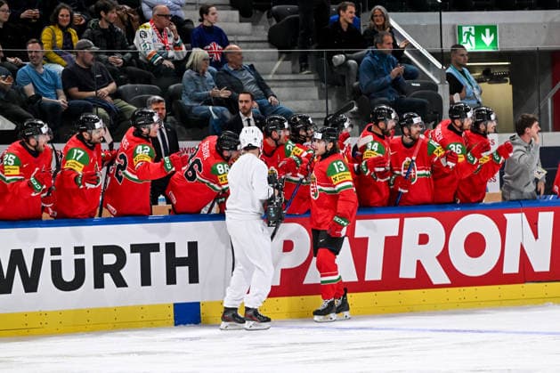 ZURICH, SWITZERLAND MAY 19 Krisztian Nagy of Hungary celebrates his goal during the 2026 IIHF Ice Hockey World Championship Switzerland game between Hungary and Great Britain at Swiss Life Arena on May 19, 2026 in Zurich, Zurich Zurich Swiss Life Arena Zurich Switzerland Copyright: xJustPictures.ch AndreaxBrancax jp-en-EuSpIm-JP7_ANB_Lat_Aut_19052026_5064
