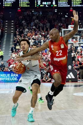 German Basketball Bundesliga BBL , FC Bayern Munich Basketball vs VET CONCEPT GLADIATORS Trier, Munich FC Bayern Basketball, Trier VET CONCEPT GLADIATORS, 2026 05 19 in Munich SAP Garden ADEKUNLE Nolan VET CONCEPT GLADIATORS TRIER Small Forward SF Nr22 TRI22 , MIKE Isiaha FC Bayern Munich Basketball Power Forward PF Nr22 FCBB22 sportworld Munich SAP Garden Bayern Germany