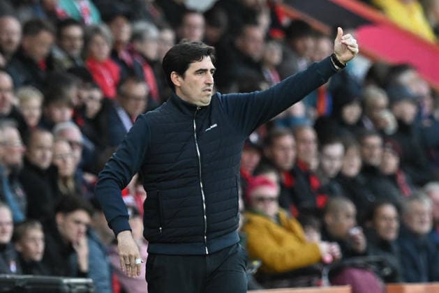 Bournemouth v Manchester City, Premier League AFC Bournemouth manager Andoni Iraola gestures during the Premier League match between Bournemouth and Manchester City at the Vitality Stadium, Bournemouth, UK on 19 May 2026. Bournemouth Vitality Stadium Dorset UK Editorial use only DataCo restrictions apply See www.football-dataco.com , Copyright: xGrahamxHuntx PSI-24285-0040
